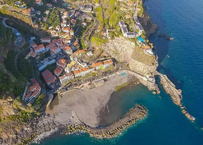 Sunscape Nature De 1 Ponta Do Sol *